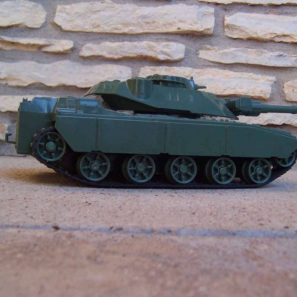 Hasbro G.I. Joe 1982 Working Main Battle Tank Early Version Motorized